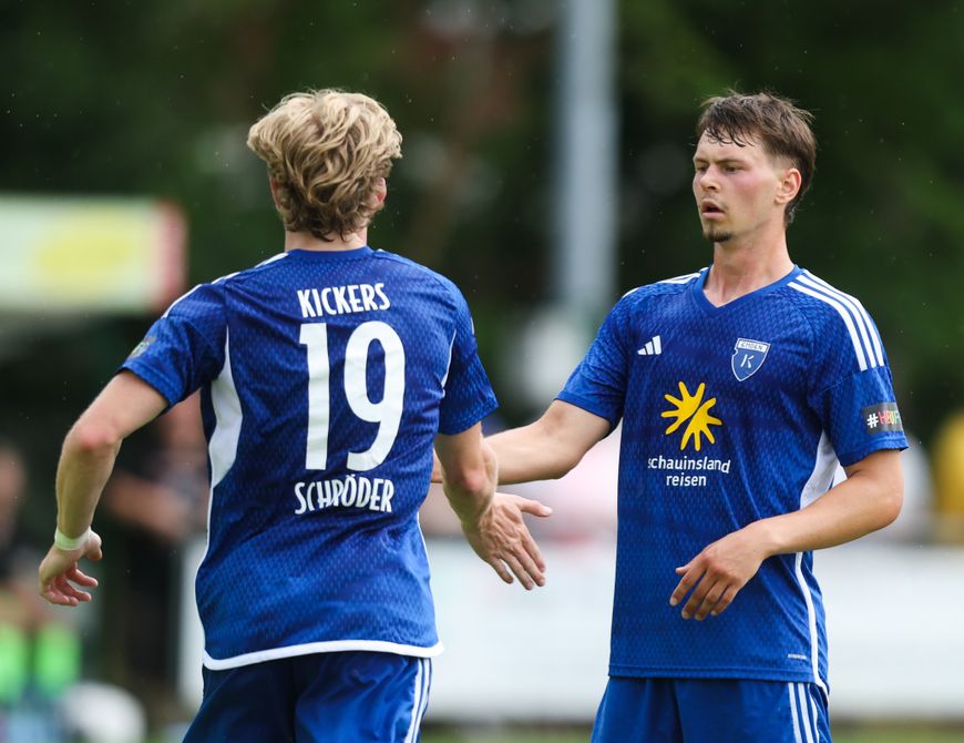 Zwei Neu-Emder schießen Kickers zum 3:2-Sieg in Firrel