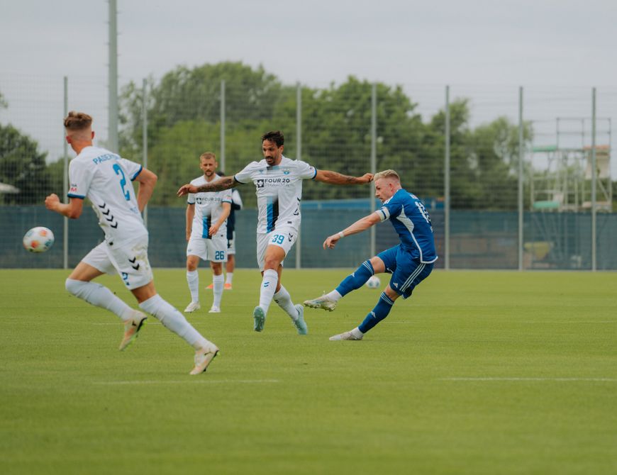 Steffen-Doppelpack beim Emder 2:2 in Paderborn 