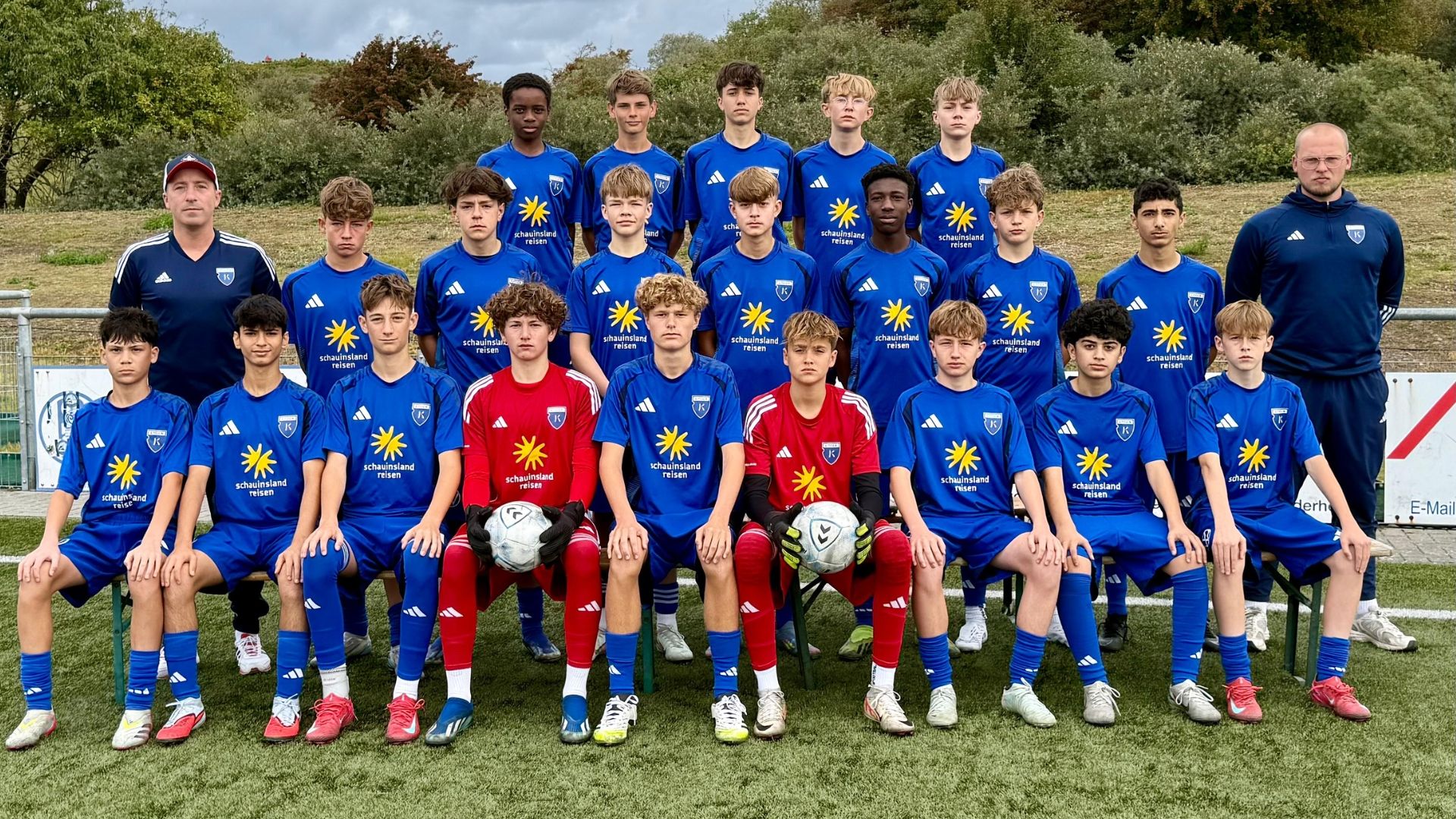 Mannschaftsfoto JLZ BSV Kickers Emden U15