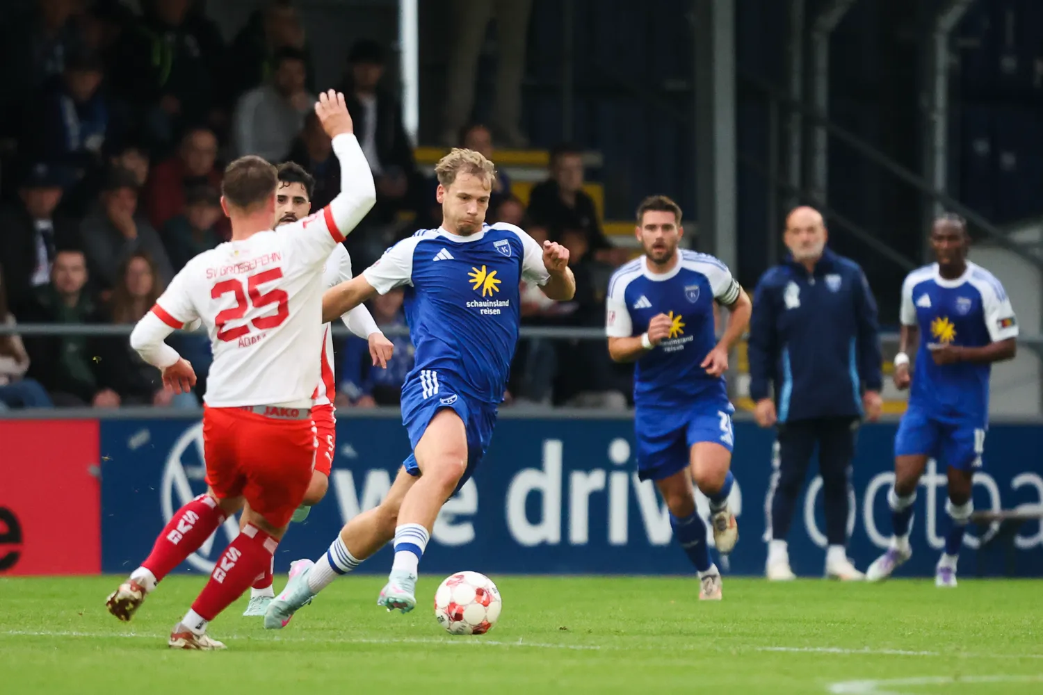 Kickers-Blitzstart beim 7:0 gegen Großefehn