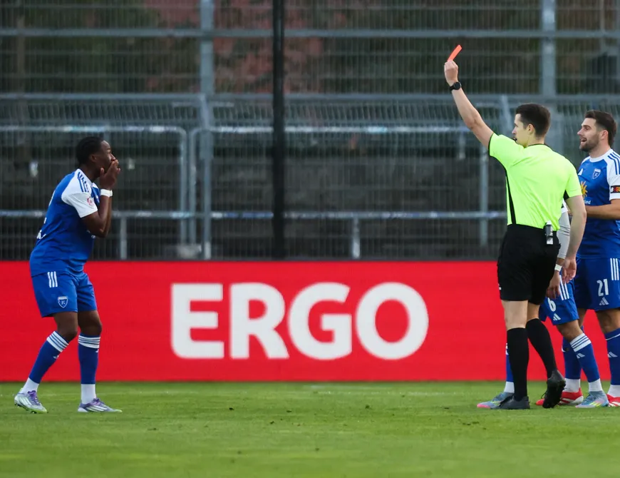 Igwe sieht früh Rot: Kickers verliert 1:3 gegen Jeddeloh