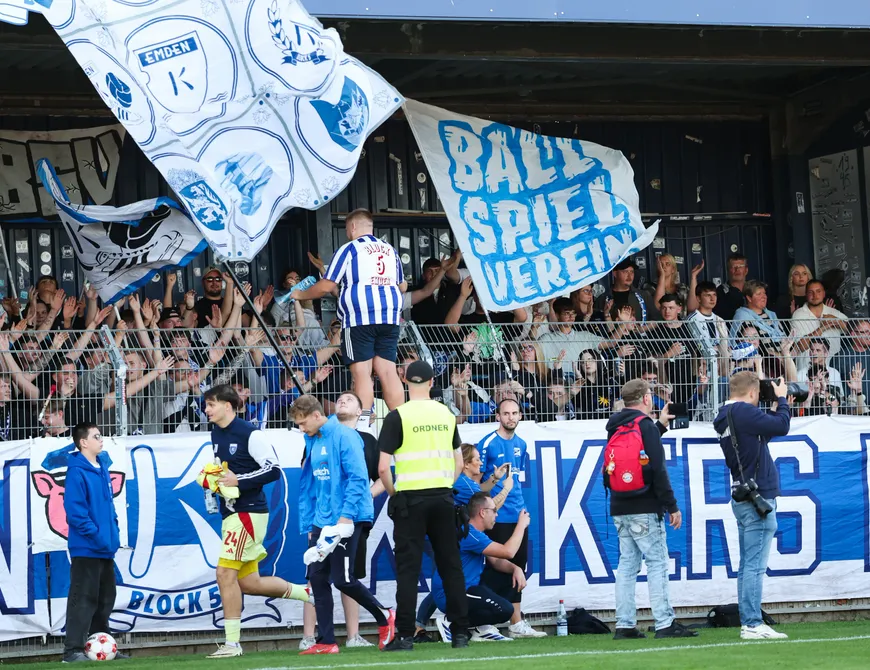 LIVESTREAM: Kickers vs. Altona