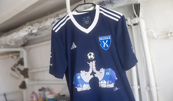 Sondertrikot fast ausverkauft! 