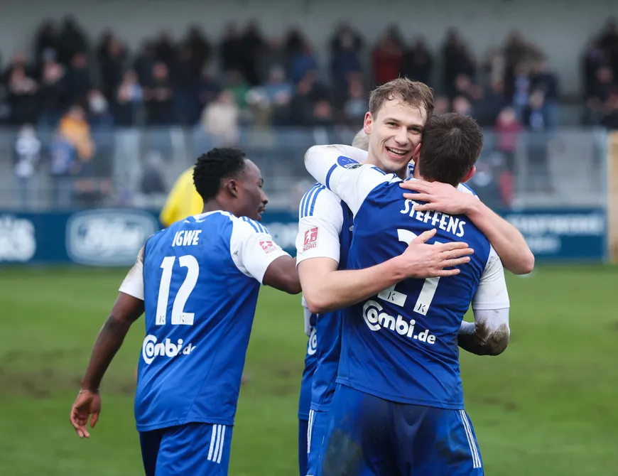 Kickers feiert deutlichen 4:0-Heimsieg gegen Werder II