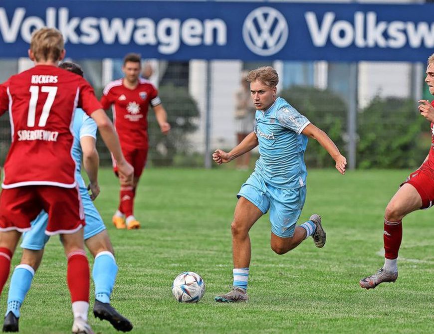 „Tore hergeschenkt“: Kickers verliert drittes Auswärtsspiel in Serie