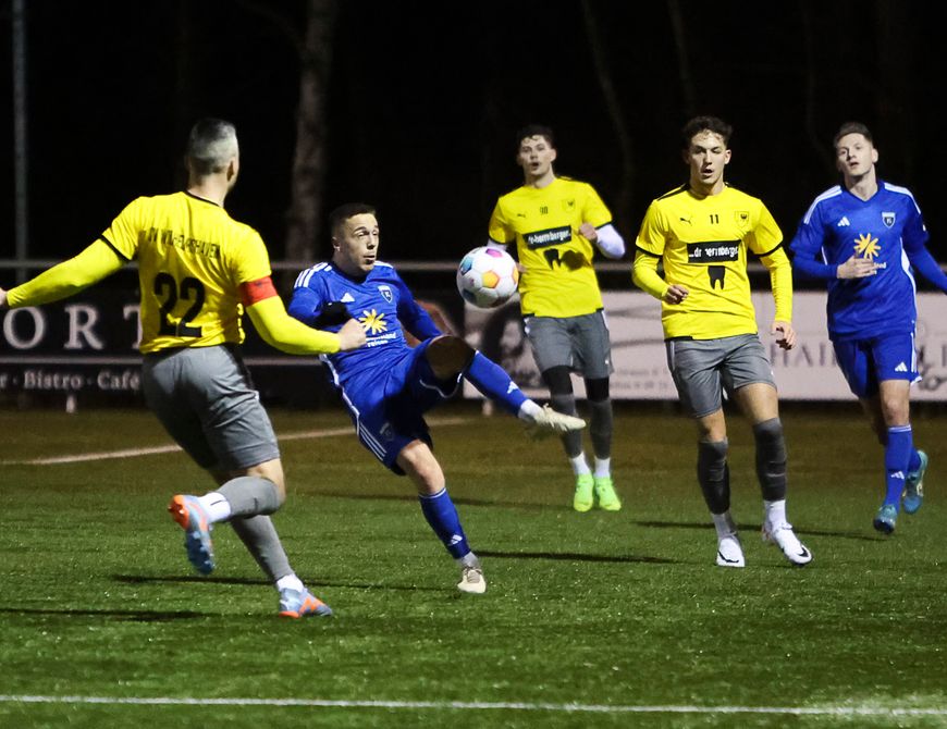 Auftakt verschoben: Kickers-Auswärtsspiel in Bornreihe fällt aus