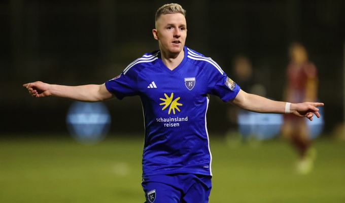 Tobias Steffen bleibt bei Kickers